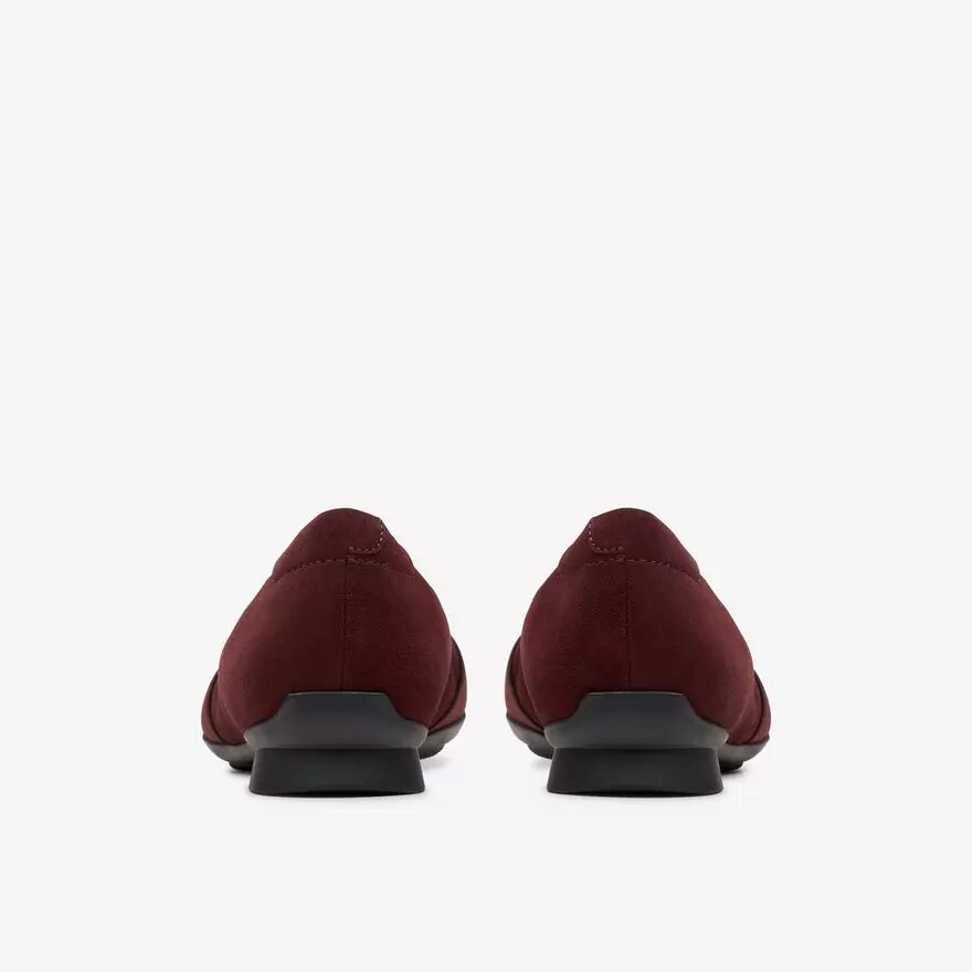 Bailarinas de ante color merlot «Jazmynn Gem» para mujer Bailarinas de ante color merlot «Jazmynn Gem» para mujer