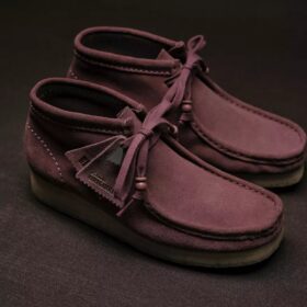 Botas Wallabee para mujer. Ante marrón rosado
