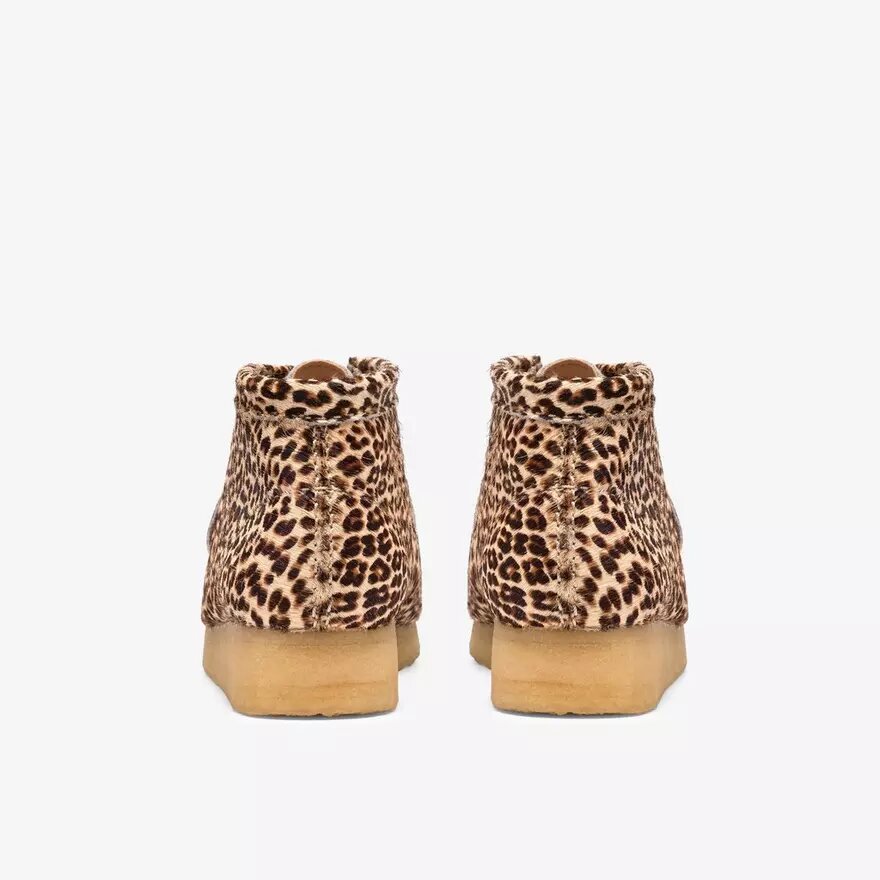 Botas Wallabee para mujer con estampado de leopardo Botas Wallabee para mujer con estampado de leopardo