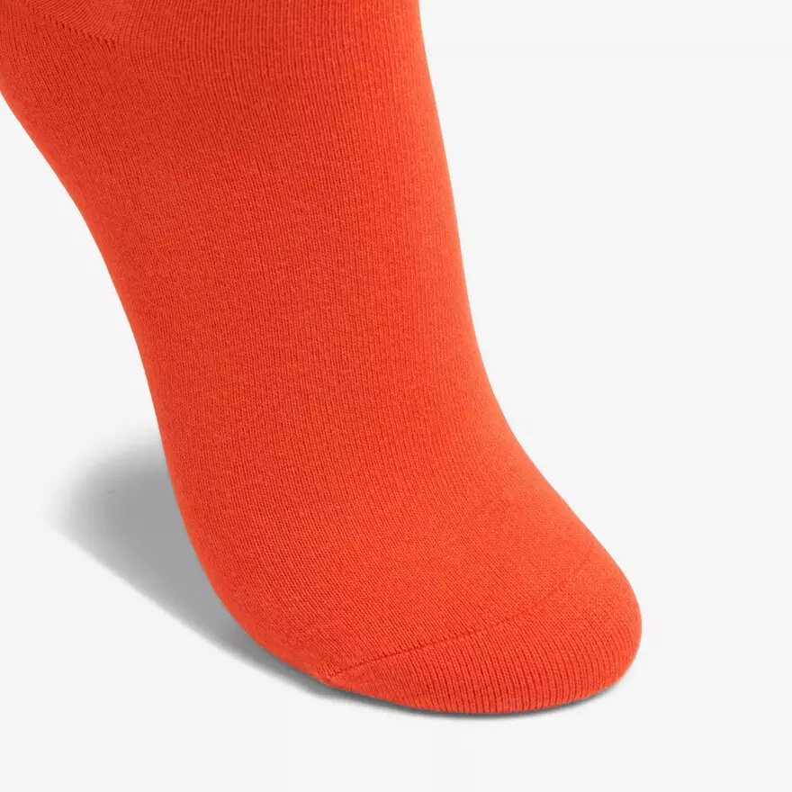 Calcetines de mujer de caña media lisos de color naranja Calcetines de mujer de caña media lisos de color naranja