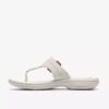 Chanclas Breeze Cove para mujer en color blanco roto Chanclas Breeze Cove para mujer en color blanco roto