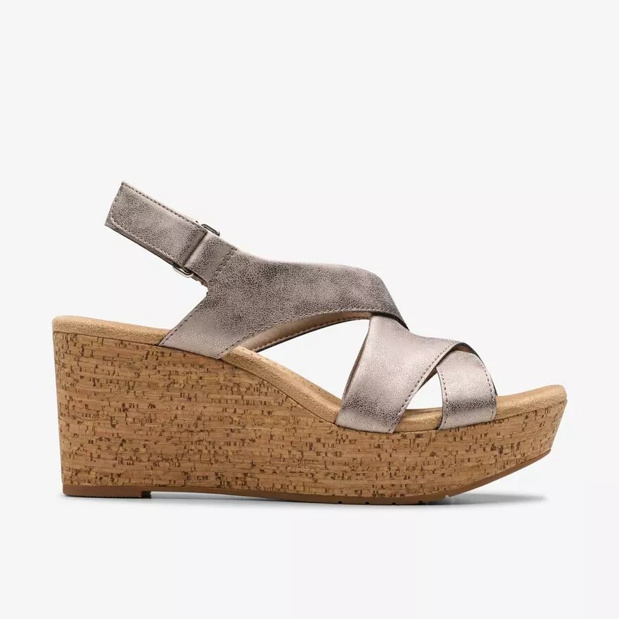 Cuñas Rose Style para mujer en color topo metalizado Cuñas Rose Style para mujer en color topo metalizado