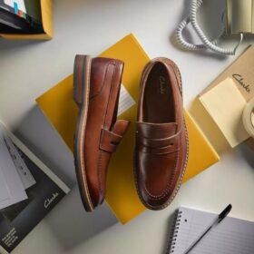 Mocasines de cuero de color tostado medio para hombre Aldwin Step