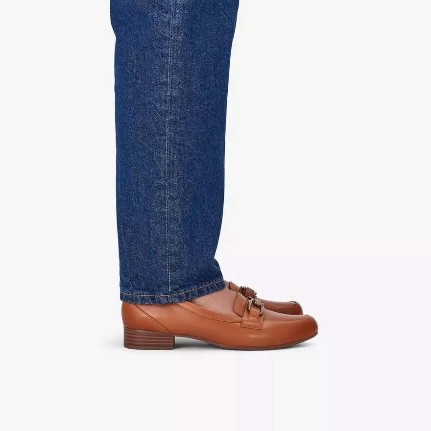 Mocasines de piel color tostado Juliet Echo para mujer Mocasines de piel color tostado Juliet Echo para mujer