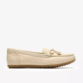 Mocasines Elliotte Sail de cuero color crema para mujer