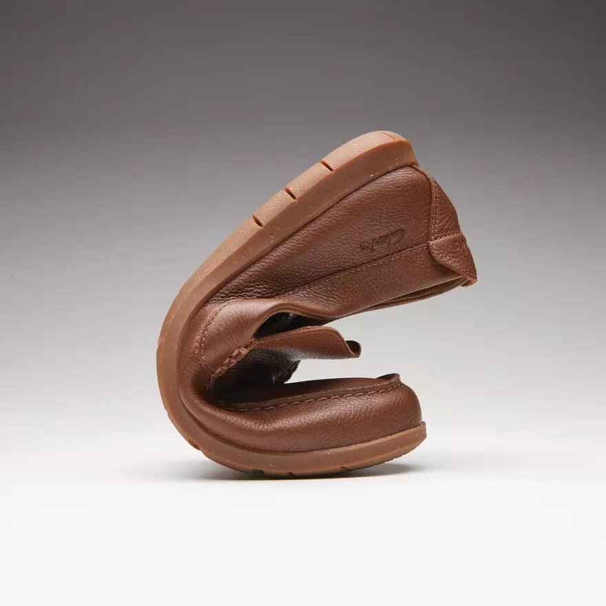 Mocasines sin cordones Flexway Step de ante color arena para hombre Mocasines sin cordones Flexway Step de ante color arena para hombre