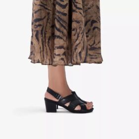 Sandalias de tacón de cuero negro Kymber Shine para mujer