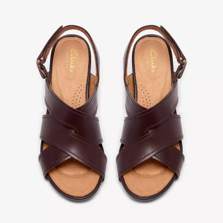 Sandalias de tacón Kymber Shine de cuero marrón oscuro para mujer Sandalias de tacón Kymber Shine de cuero marrón oscuro para mujer