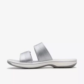 Sandalias planas Cloudsteppers™ Breeze Maye Silver para mujer