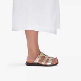 Sandalias planas de mujer Kitly Pearl en piel color champán