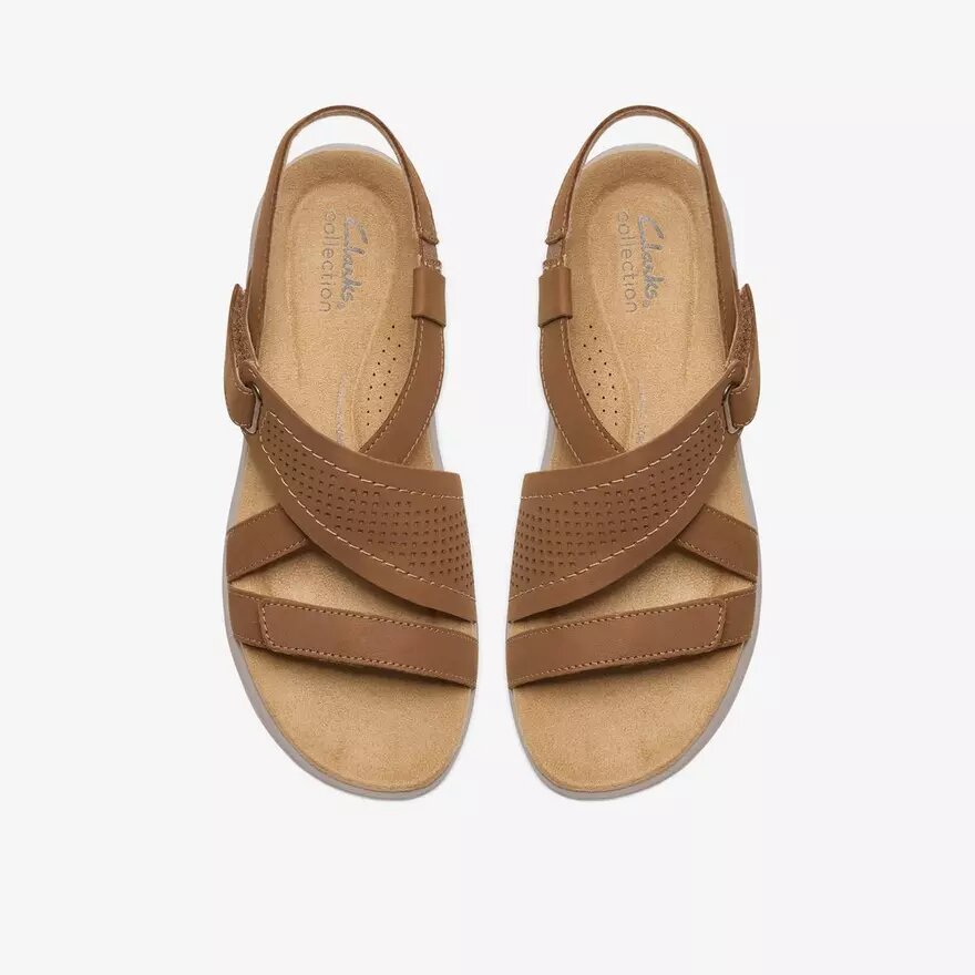 Sandalias planas de mujer Maelynn Gem en nubuck color tostado Sandalias planas de mujer Maelynn Gem en nubuck color tostado