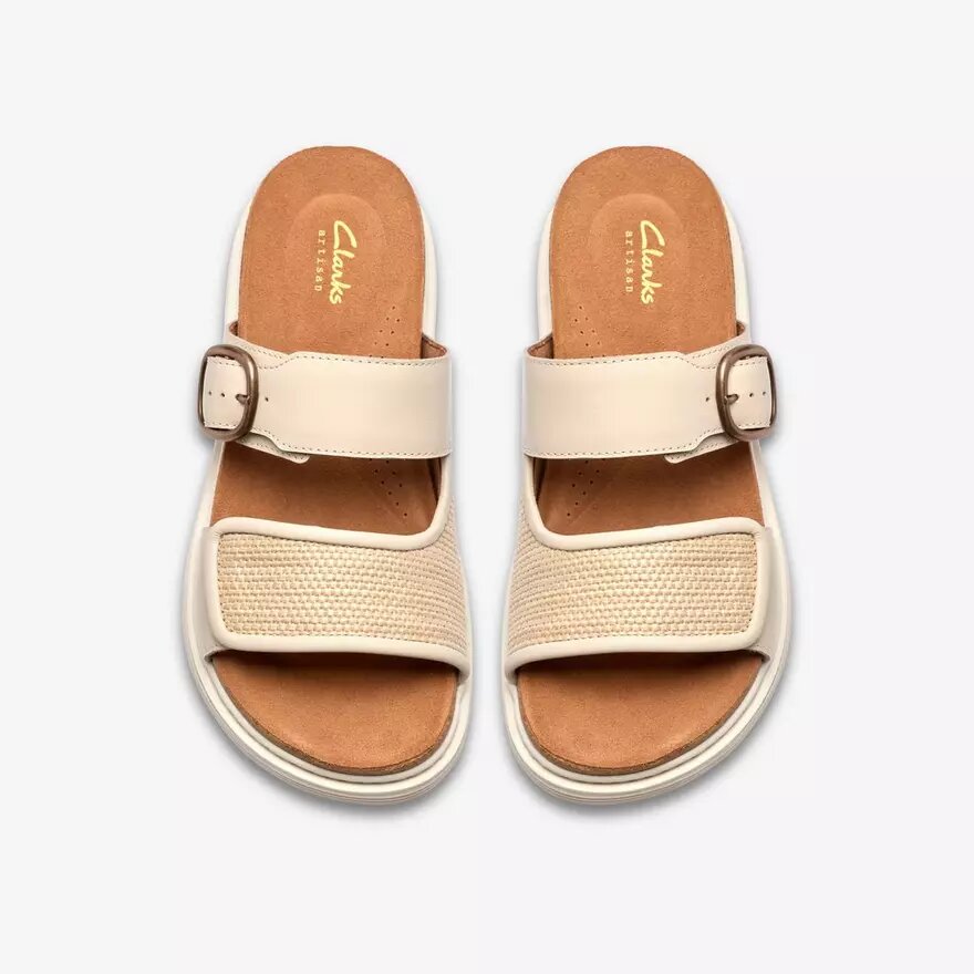 Sandalias planas de piel color crema Arwell Step para mujer Sandalias planas de piel color crema Arwell Step para mujer