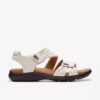 Sandalias planas de piel en color blanco roto «Kitly Ave» para mujer Sandalias planas de piel en color blanco roto «Kitly Ave» para mujer