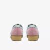 Wallabee para mujer con rayas azul pálido y rosa Wallabee para mujer con rayas azul pálido y rosa