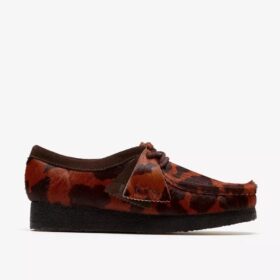 Wallabee para mujer. Wallabees marrones con estampado de vaca