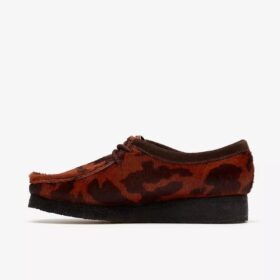 Wallabee para mujer. Wallabees marrones con estampado de vaca