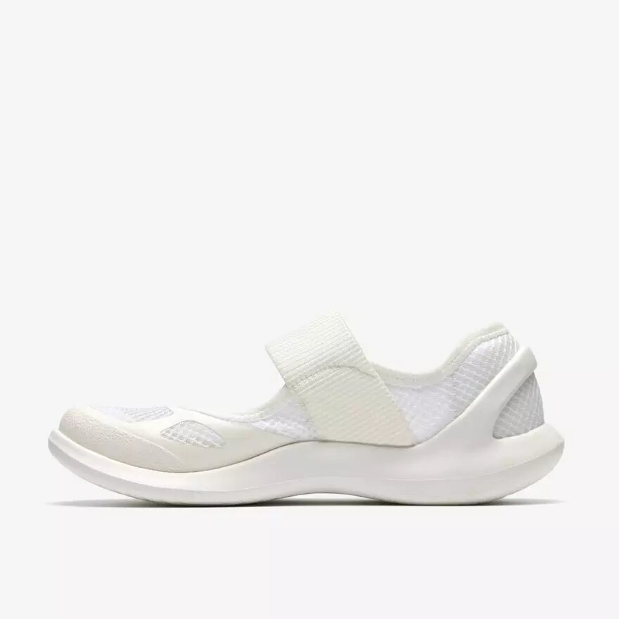 Zapatillas blancas con correa Solevana para mujer Zapatillas blancas con correa Solevana para mujer