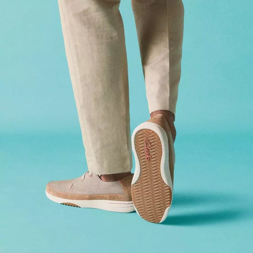 Zapatillas combinadas Easeway Lace Sand para hombre | Clark’s EE. UU. Zapatillas combinadas Easeway Lace Sand para hombre | Clark’s EE. UU.