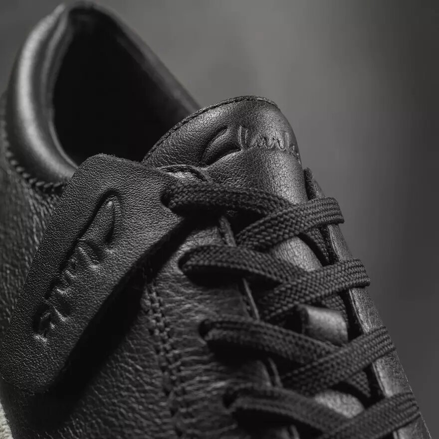 Zapatillas de paseo Mayhill de cuero negro para mujer Zapatillas de paseo Mayhill de cuero negro para mujer
