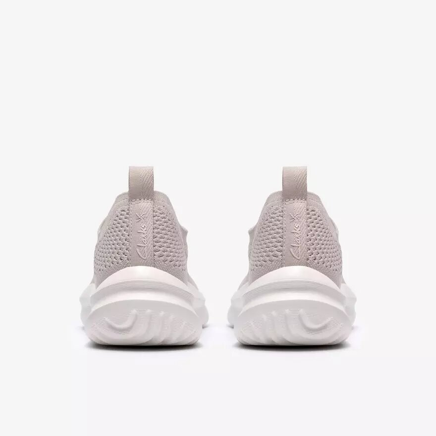 Zapatillas de punto Solevana para mujer en gris pálido Zapatillas de punto Solevana para mujer en gris pálido