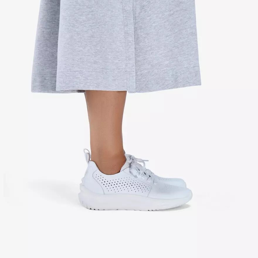 Zapatillas deportivas de piel blancas Solevana para mujer Zapatillas deportivas de piel blancas Solevana para mujer
