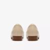 Zapatillas slip-on de piel color crema Juliet Mia para mujer