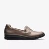 Zapatillas slip-on Ellowyn Penny en bronce metalizado para mujer Zapatillas slip-on Ellowyn Penny en bronce metalizado para mujer