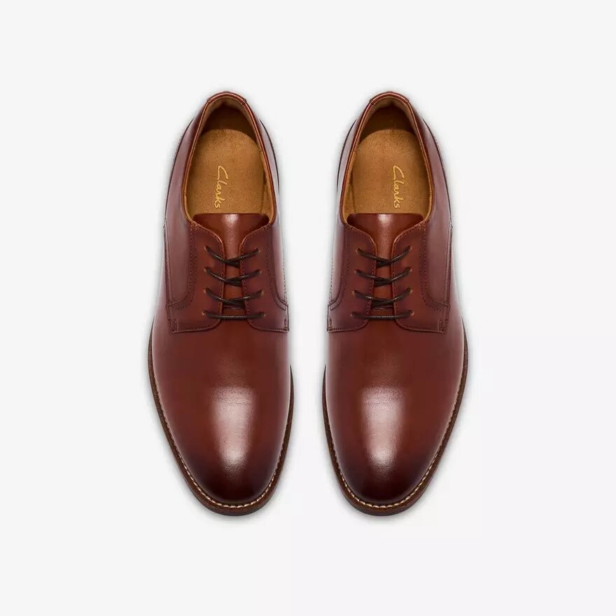 Zapatos brogue de hombre Bowburn de cuero marrón claro con cordones Zapatos brogue de hombre Bowburn de cuero marrón claro con cordones