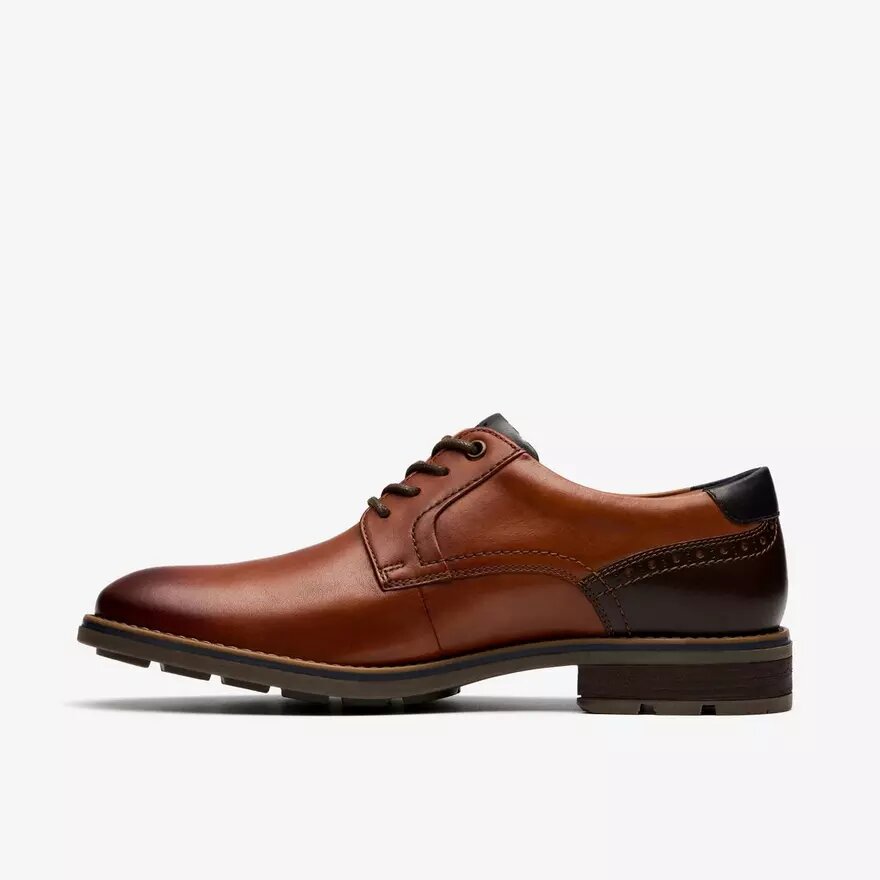 Zapatos de hombre Emmet Plain de piel en color tostado Zapatos de hombre Emmet Plain de piel en color tostado