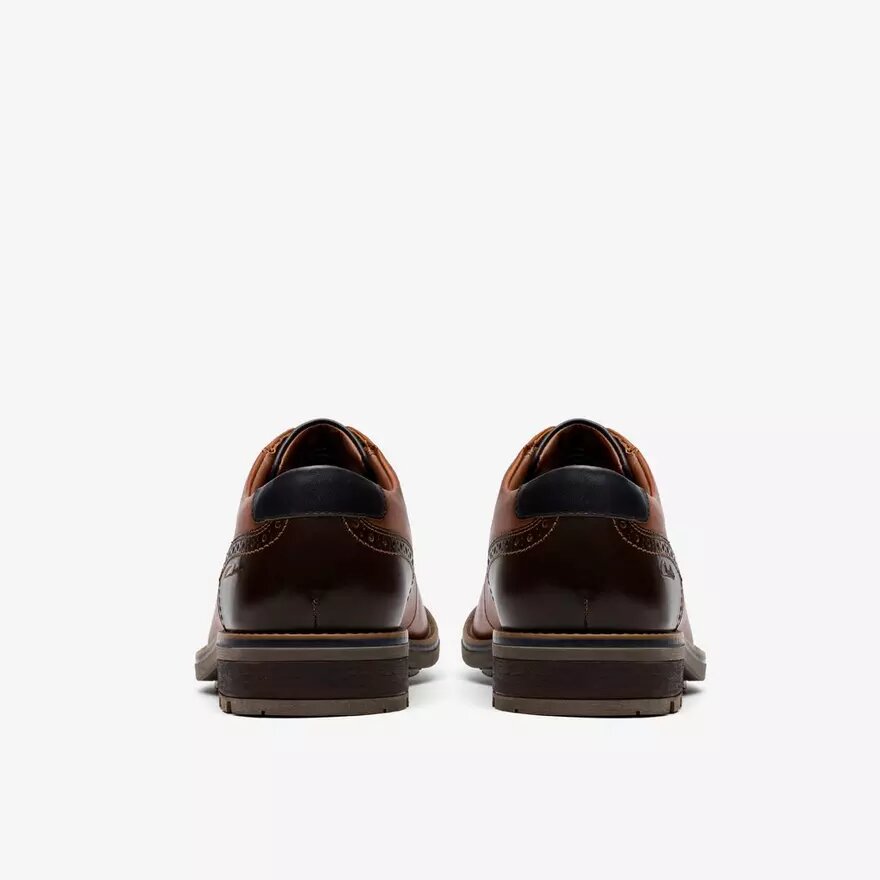 Zapatos de hombre Emmet Plain de piel en color tostado Zapatos de hombre Emmet Plain de piel en color tostado