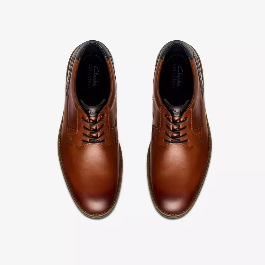 Zapatos de hombre Emmet Plain de piel en color tostado Zapatos de hombre Emmet Plain de piel en color tostado