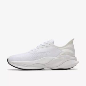 Zapatos de paseo para hombre Pace Walk en blanco