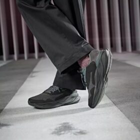 Zapatos de paseo para hombre Pace Walk en negro