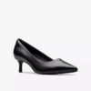 Zapatos de salón de piel negros Zarey Court para mujer, EE. UU. Zapatos de salón de piel negros Zarey Court para mujer, EE. UU.