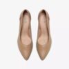 Zapatos de salón Kepley Cora para mujer en piel beige cálido Zapatos de salón Kepley Cora para mujer en piel beige cálido