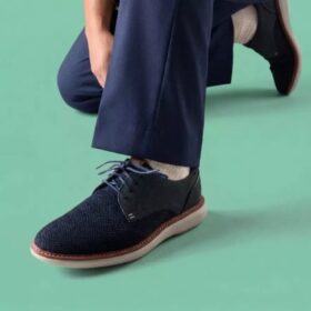 Zapatos Derby Brantin Plain de punto azul marino para hombre