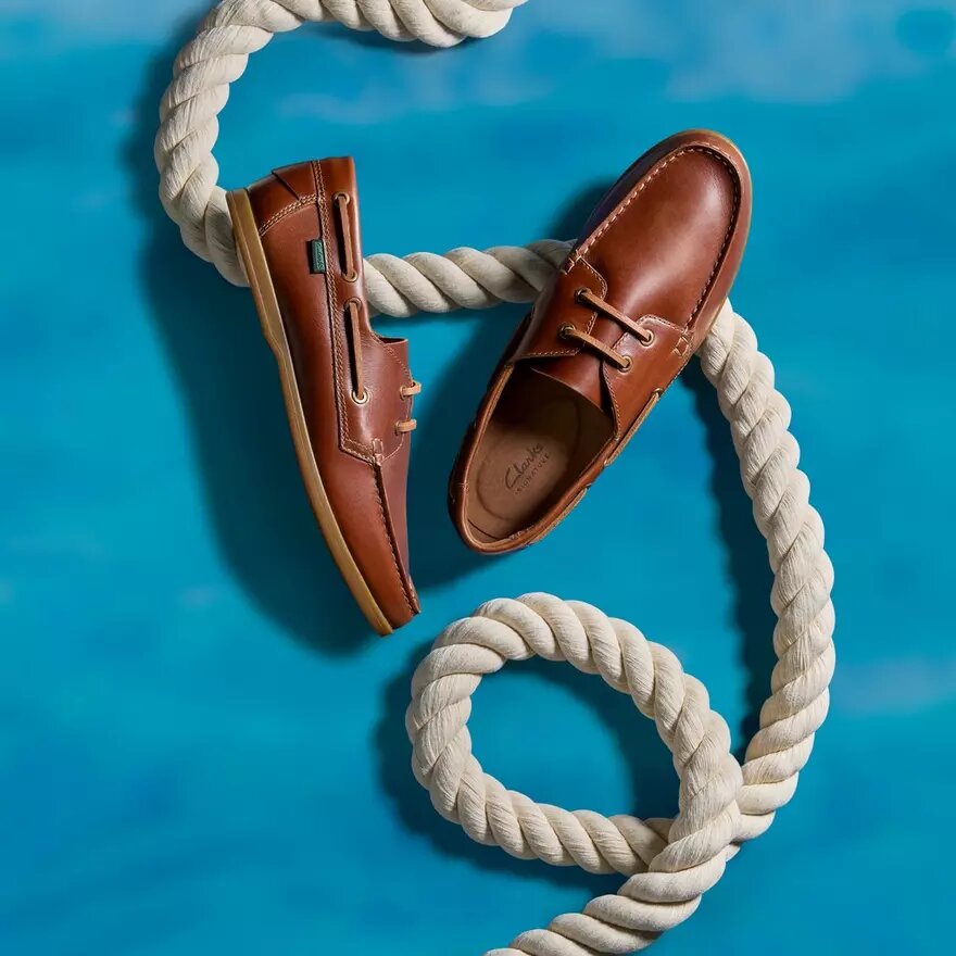 Zapatos náuticos de cordones Charmouth para hombre en piel color tostado Zapatos náuticos de cordones Charmouth para hombre en piel color tostado