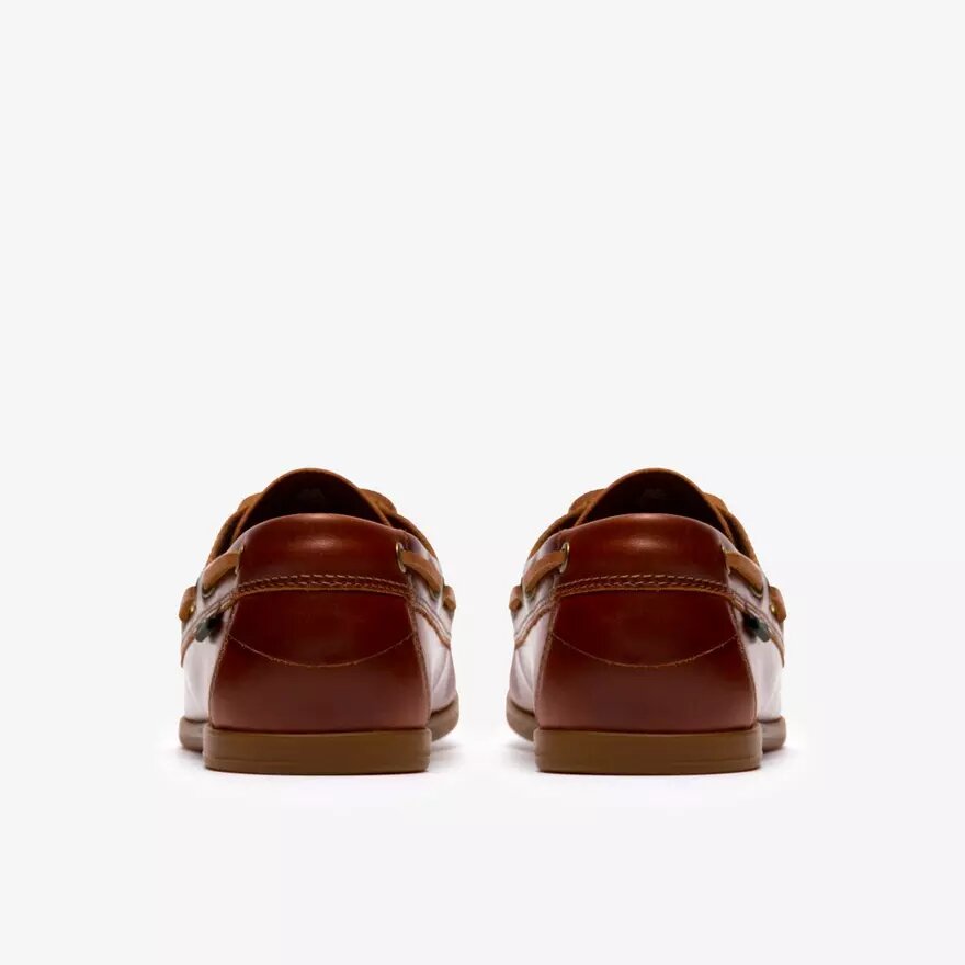 Zapatos náuticos de cordones Charmouth para hombre en piel color tostado Zapatos náuticos de cordones Charmouth para hombre en piel color tostado