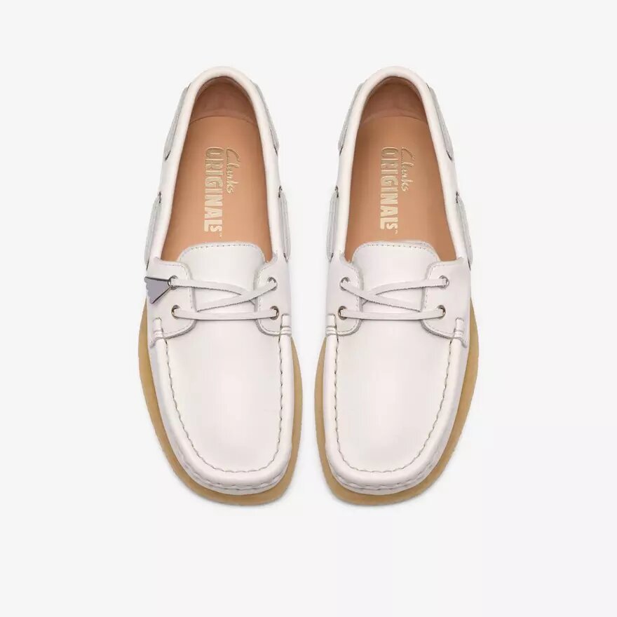 Zapatos náuticos Godney Boat para mujer en piel granulada blanca Zapatos náuticos Godney Boat para mujer en piel granulada blanca