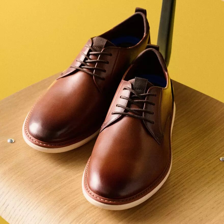 Zapatos Oxford Brantin Plain de cuero marrón oscuro para hombre Zapatos Oxford Brantin Plain de cuero marrón oscuro para hombre