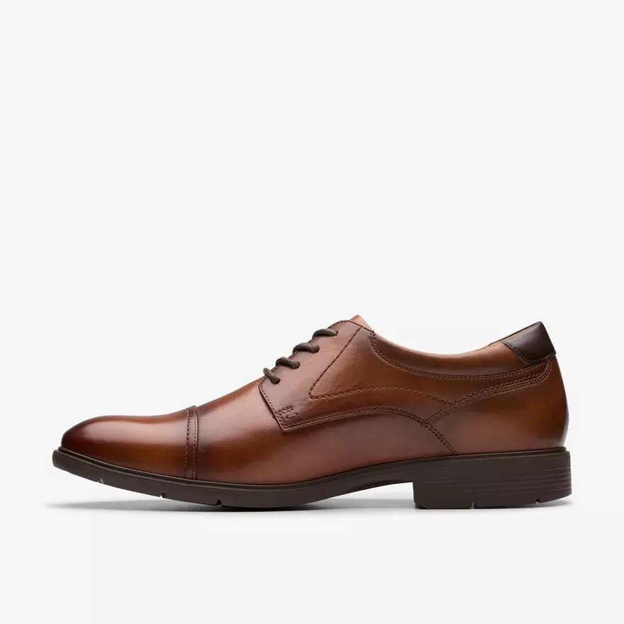 Zapatos Oxford Eldredge Cap de cuero marrón oscuro para hombre | Clark’s Zapatos Oxford Eldredge Cap de cuero marrón oscuro para hombre | Clark’s