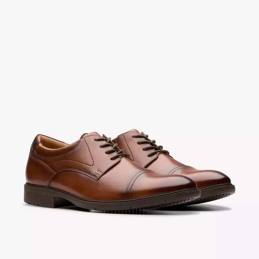 Zapatos Oxford Eldredge Cap de cuero marrón oscuro para hombre | Clark’s Zapatos Oxford Eldredge Cap de cuero marrón oscuro para hombre | Clark’s