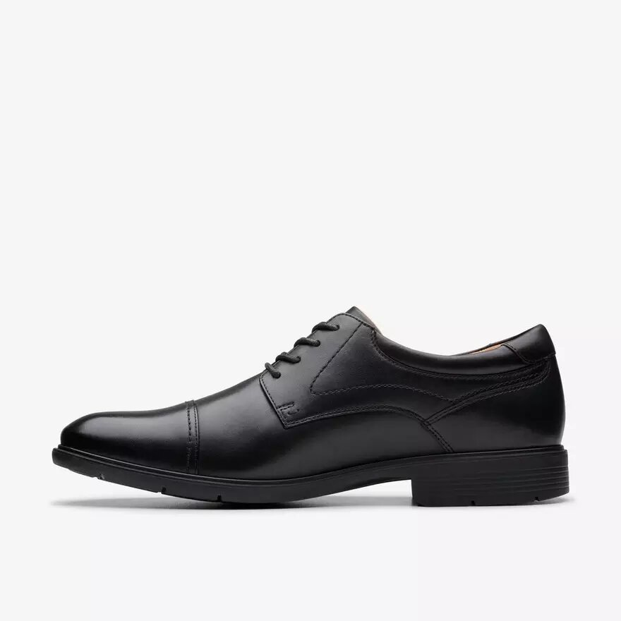 Zapatos Oxford Eldredge Cap de cuero negro para hombre | clarks Zapatos Oxford Eldredge Cap de cuero negro para hombre | clarks