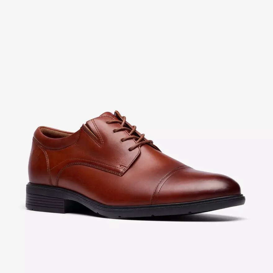 Zapatos Oxford Steadwell Cap para hombre, de piel en tono marrón oscuro Zapatos Oxford Steadwell Cap para hombre, de piel en tono marrón oscuro