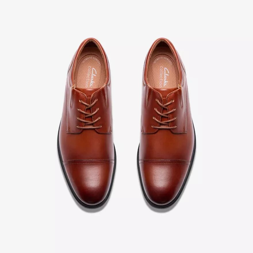 Zapatos Oxford Steadwell Cap para hombre, de piel en tono marrón oscuro Zapatos Oxford Steadwell Cap para hombre, de piel en tono marrón oscuro