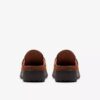Zuecos y Mules Carleigh Viola de nubuck color «British Tan» para mujer Zuecos y Mules Carleigh Viola de nubuck color «British Tan» para mujer